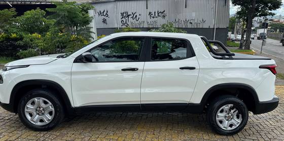 FIAT TORO 1.8 16V EVO FLEX ENDURANCE AT6 FIAT TORO 1.8 16V EVO FLEX ENDURANCE AT6